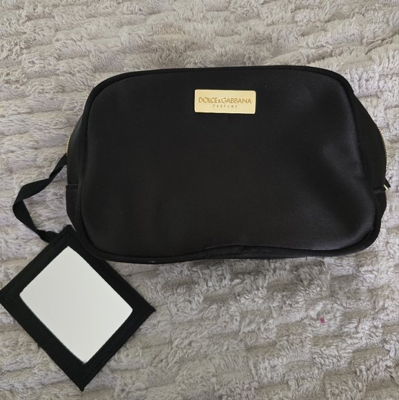 Dolce & Gabbana Parums Cosmetic bag with Mirror. NWOT - Picture 9 of 9